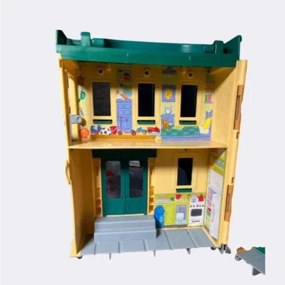 Sesame Street Mr. Hooper's Store 123 Neighborhood House Playset Hasbro 2010 - Picture 12 of 16